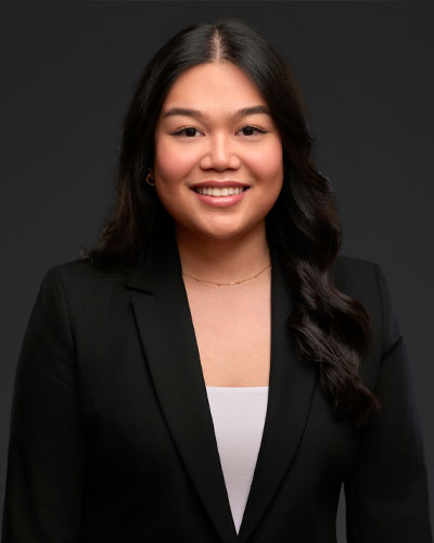 Stephanie Dizon